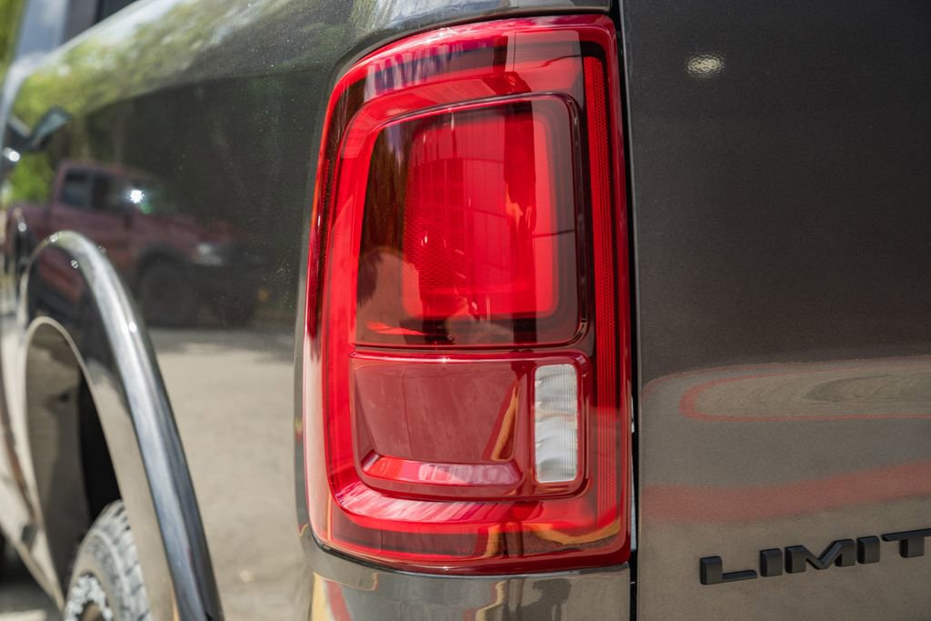 New 2026 RAM 2500 Limited AWD/4WD image 7