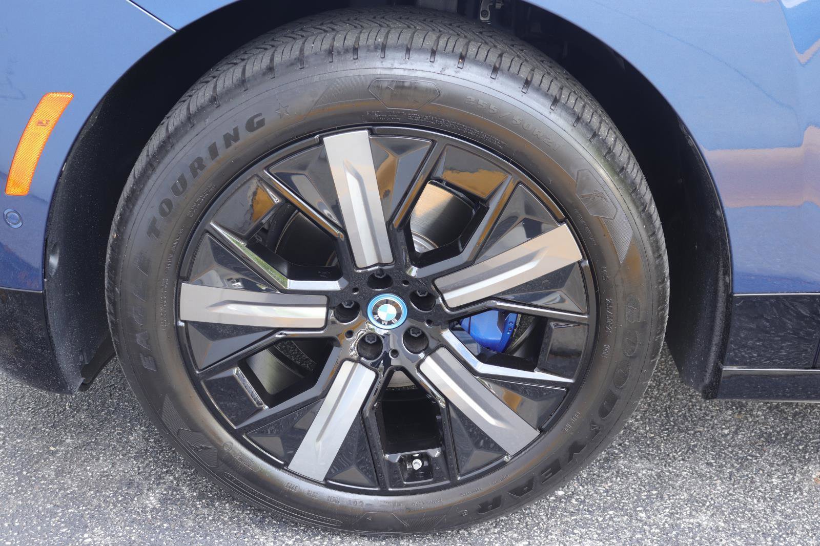 Certified 2024 BMW iX xDrive50 w/ Sport Package image 39