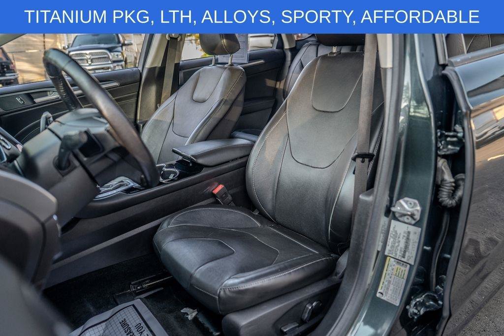 Used 2016 Ford Fusion Titanium FWD image 14