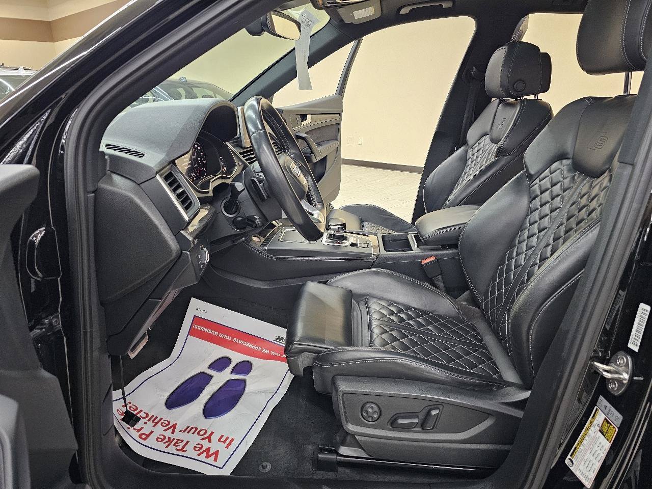 Used 2018 Audi SQ5 Premium Plus w/ S Sport Package AWD/4WD image 18