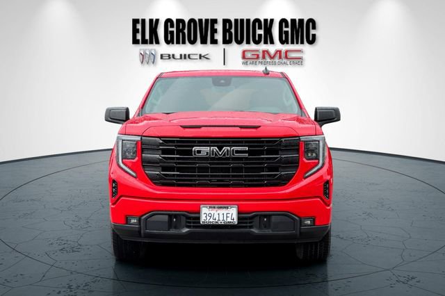 Used 2025 GMC Sierra 1500 Elevation w/ LPO, Elevation Black Package AWD/4WD image 9