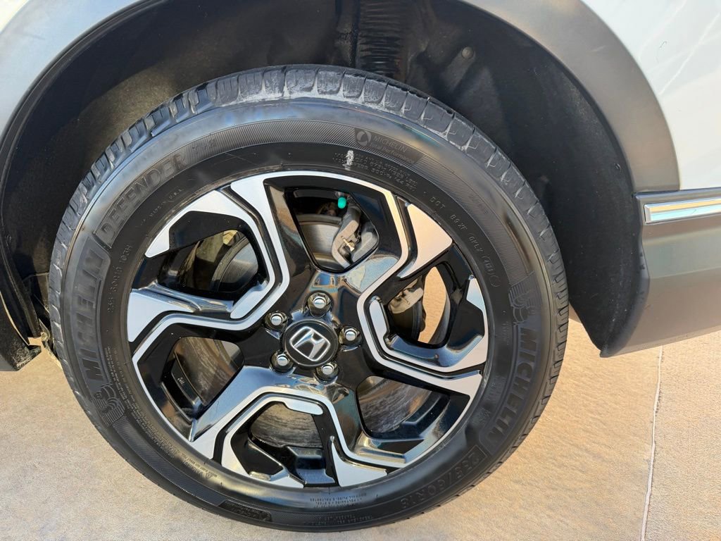 Used 2019 Honda CR-V Touring image 12