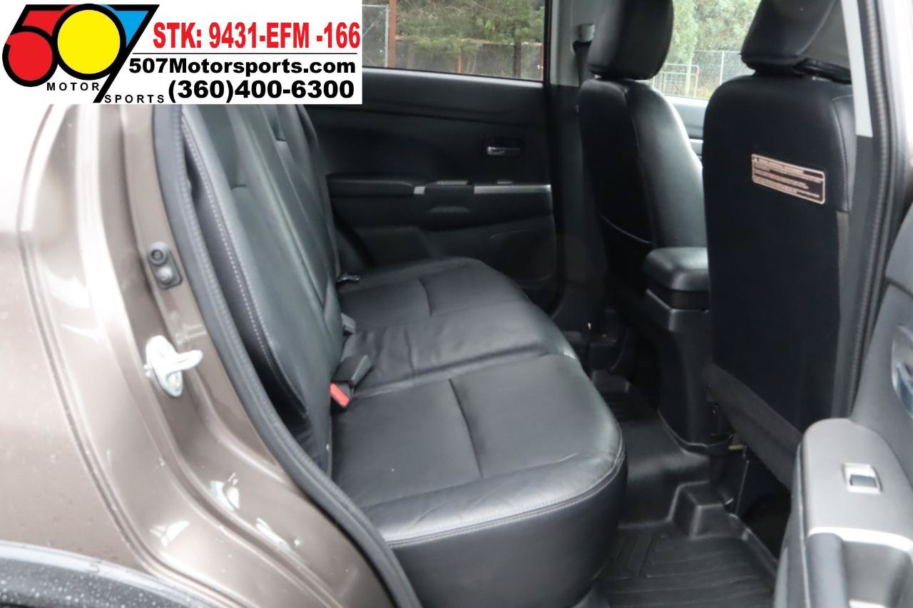 Used 2018 Mitsubishi Outlander Sport SEL AWD/4WD image 16