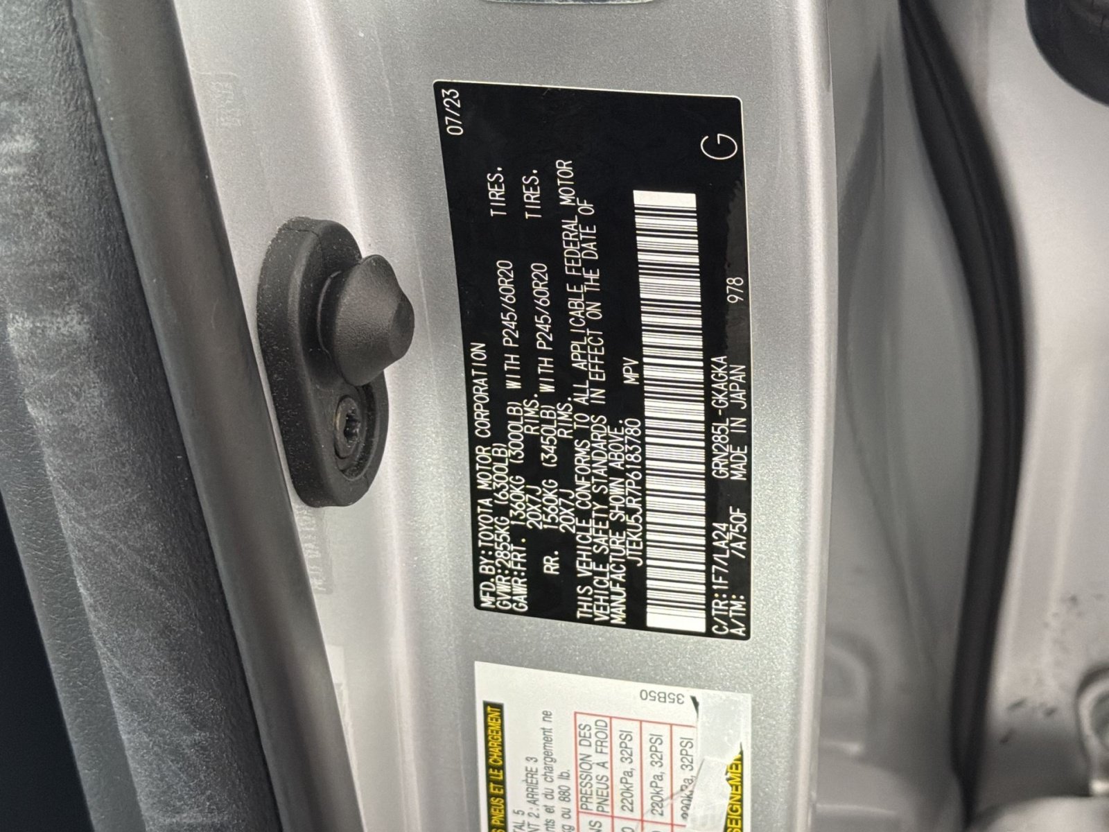 Used 2023 Toyota 4Runner Limited AWD/4WD image 28