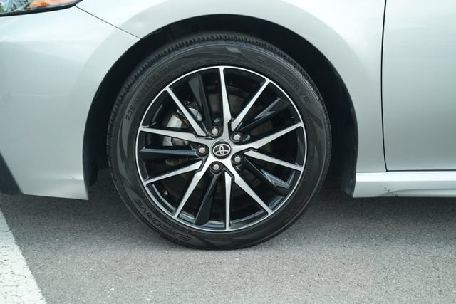 Used 2023 Toyota Camry SE FWD image 11