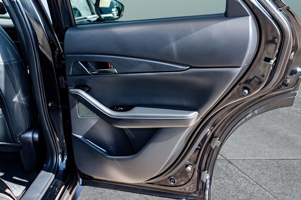 Used 2023 MAZDA CX-30 AWD 2.5 S w/ Preferred Package image 17