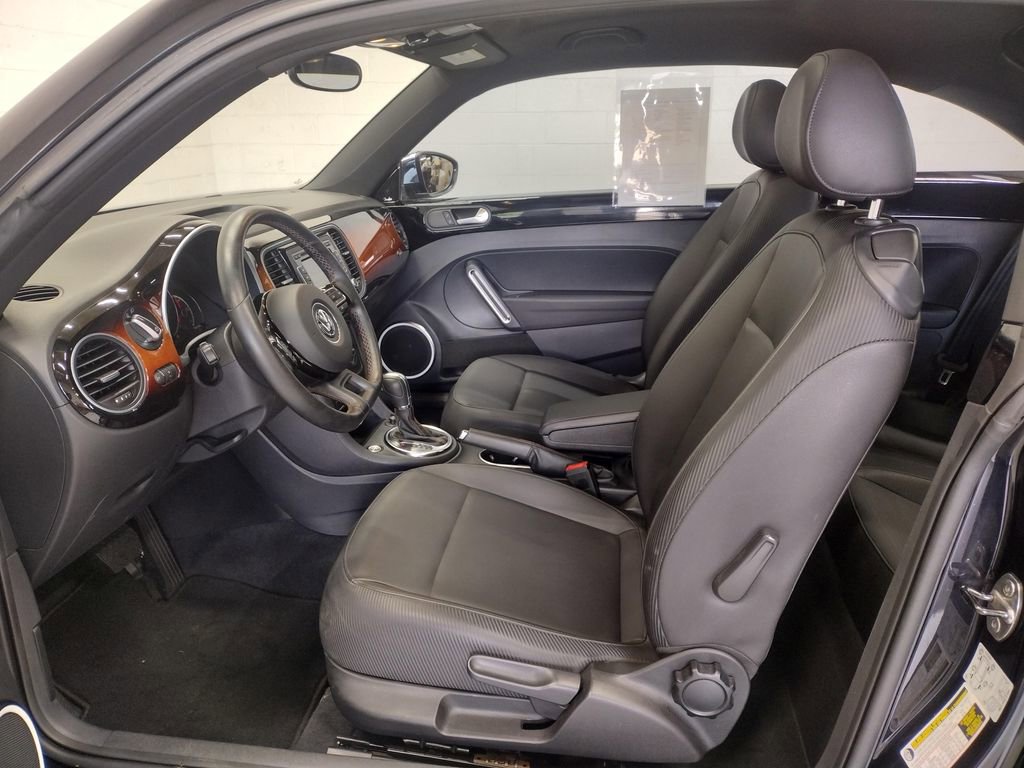 Used 2013 Volkswagen Beetle 2.5 Fender FWD image 20