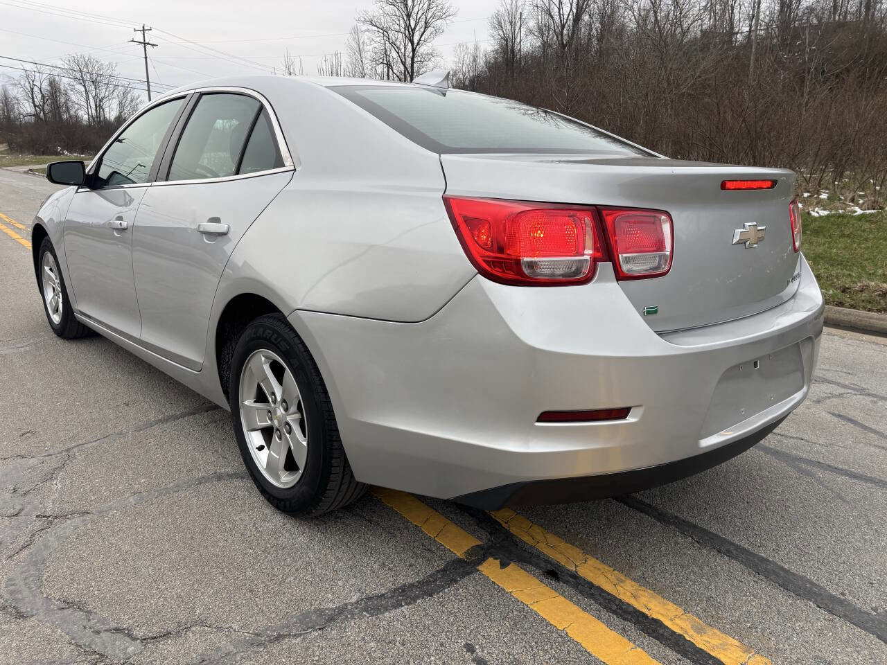 Used 2015 Chevrolet Malibu LT FWD image 7