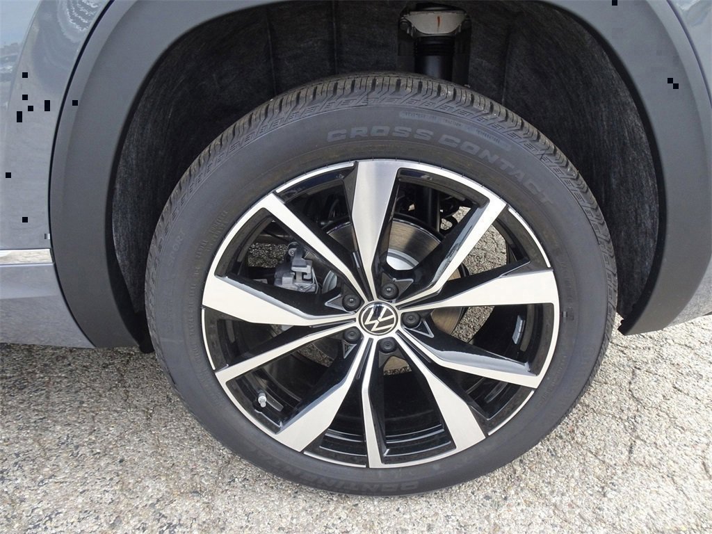 New 2024 Volkswagen Atlas Cross Sport SEL Premium R-Line image 20