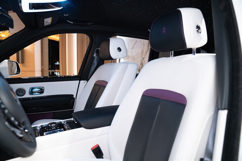 Used 2023 Rolls-Royce Cullinan Black Badge AWD/4WD image 26