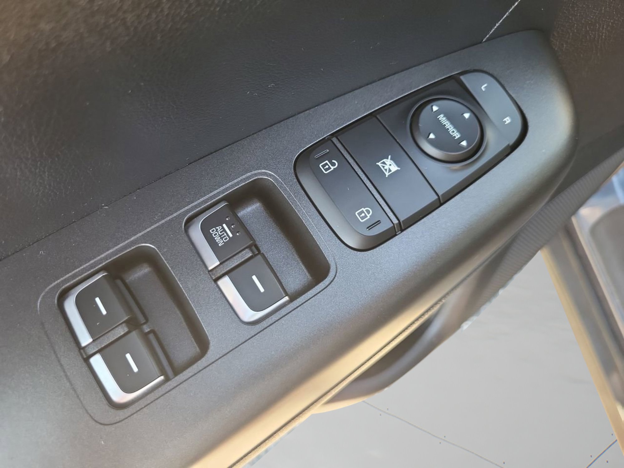 Used 2022 Kia Sportage LX image 25