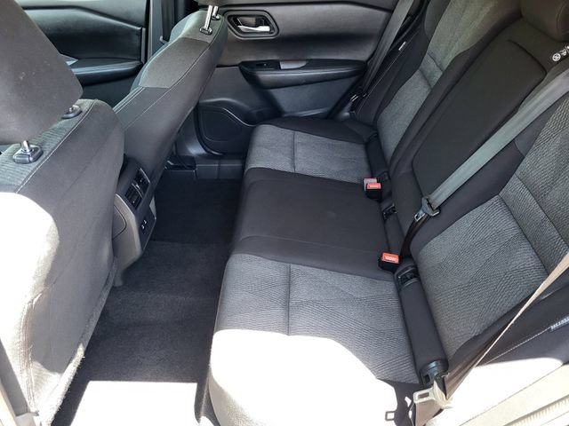 Certified 2025 Nissan Rogue SV FWD image 22
