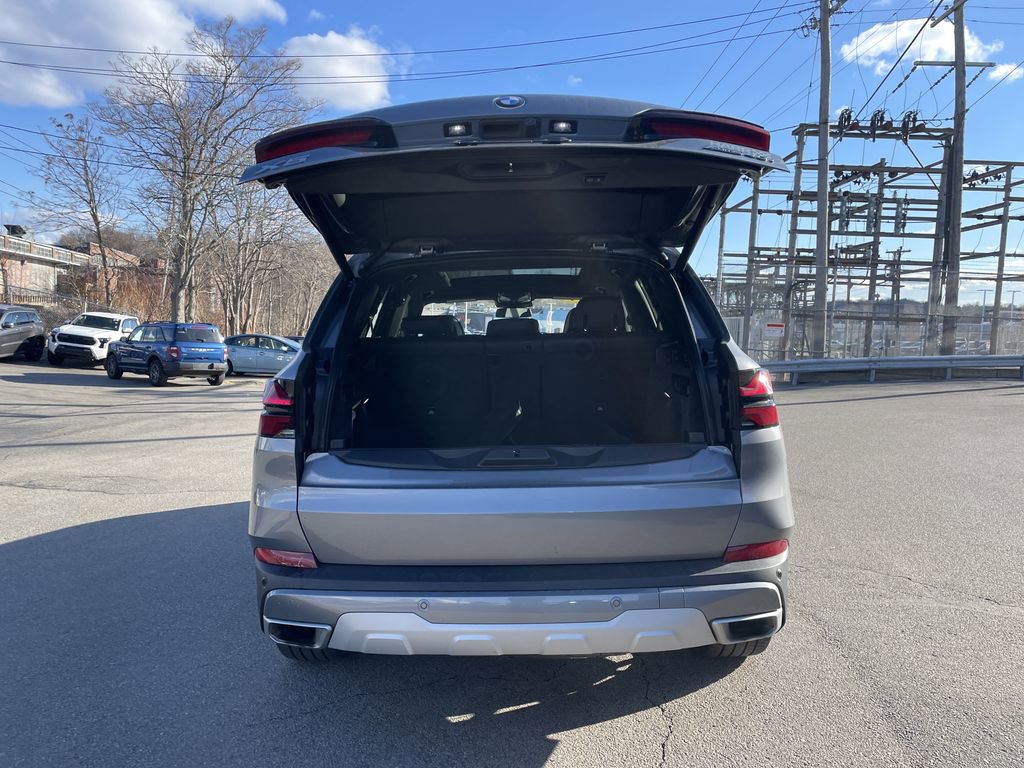 Used 2024 BMW X5 xDrive40i w/ Premium Package image 13