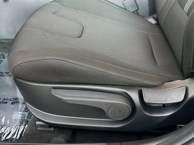Certified 2024 Hyundai Elantra SE FWD image 15