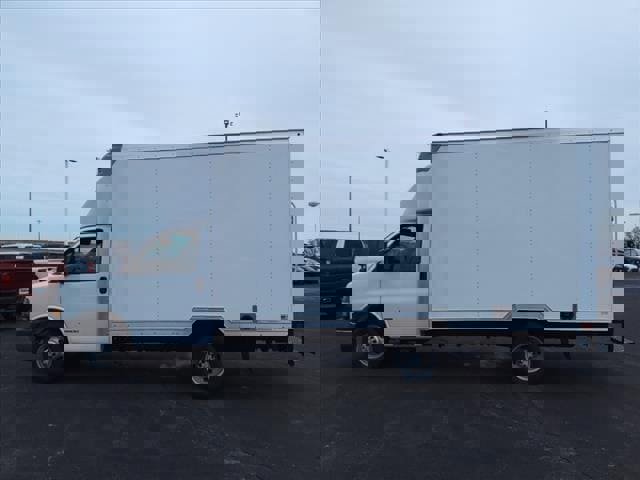 New 2024 Chevrolet Express 4500 w/ Power Convenience Package image 7