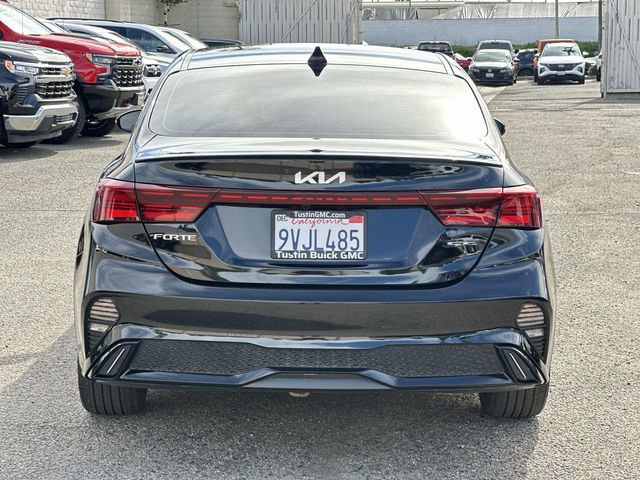 Used 2024 Kia Forte GT-Line w/ GT-Line Premium Package image 5