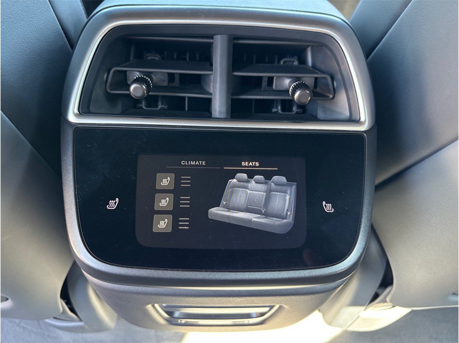 Used 2023 Lucid Air Pure AWD/4WD image 40