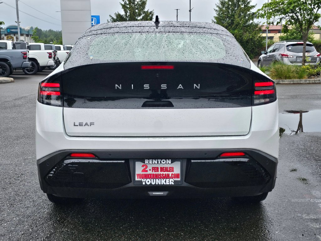 New 2026 Nissan Leaf SV+ w/ Illuminated Package FWD image 6