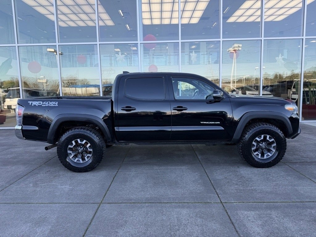 Used 2021 Toyota Tacoma TRD Off-Road w/ Technology Package image 8