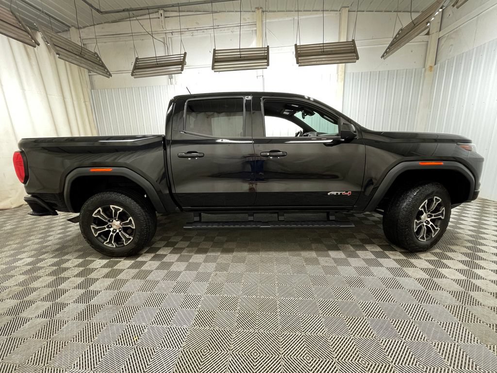 Certified 2024 GMC Canyon AT4 w/ Technology Package AWD/4WD image 21