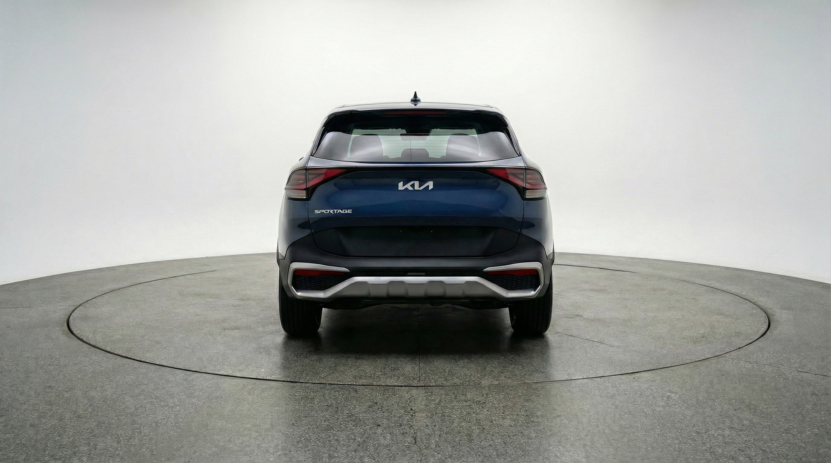 Used 2025 Kia Sportage LX image 7