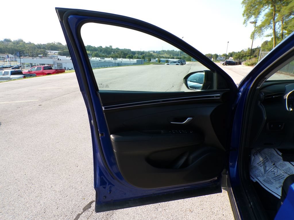 Used 2023 Hyundai Tucson SE AWD/4WD image 21