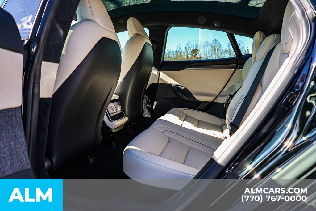 Used 2021 Tesla Model S Plaid image 21
