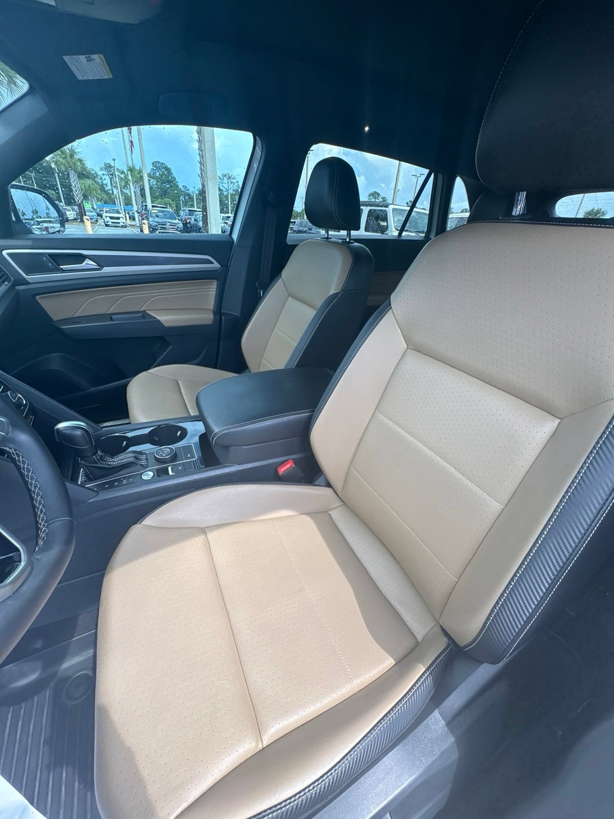 Used 2022 Volkswagen Atlas Cross Sport SE w/ Panoramic Sunroof Package AWD/4WD image 16