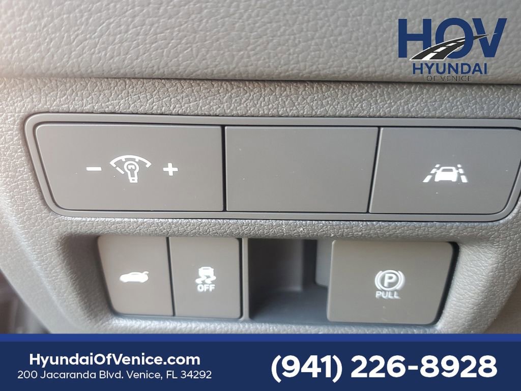 Used 2023 Hyundai Sonata Limited w/ Cargo Package FWD image 27