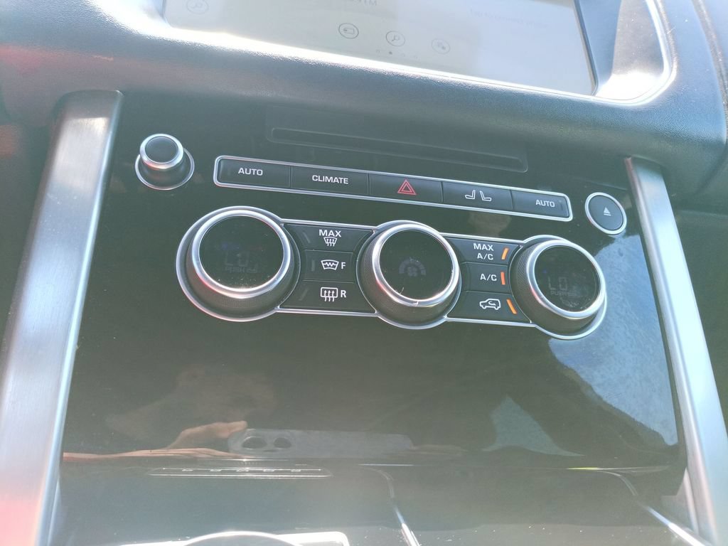 Used 2017 Land Rover Range Rover HSE AWD/4WD image 25