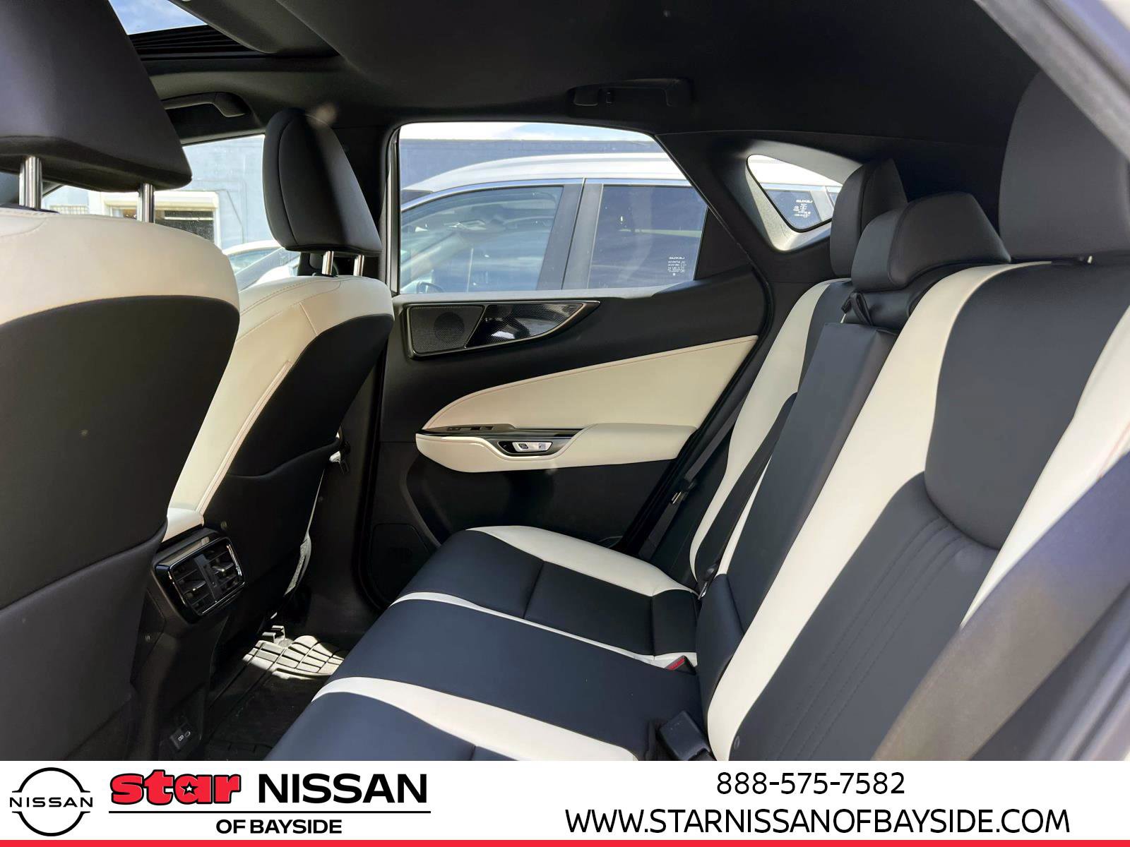 Used 2024 Lexus NX 250 FWD w/ Cold Area Package image 10