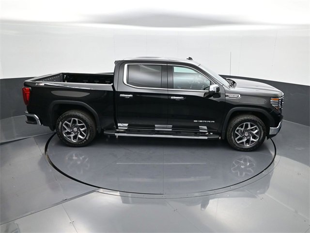 Used 2023 GMC Sierra 1500 SLT w/ SLT Premium Package image 16