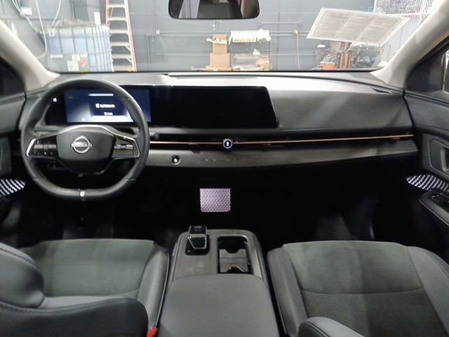 Used 2023 Nissan Ariya AWD image 29
