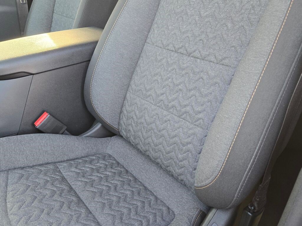 Used 2023 Chevrolet Equinox LT image 21