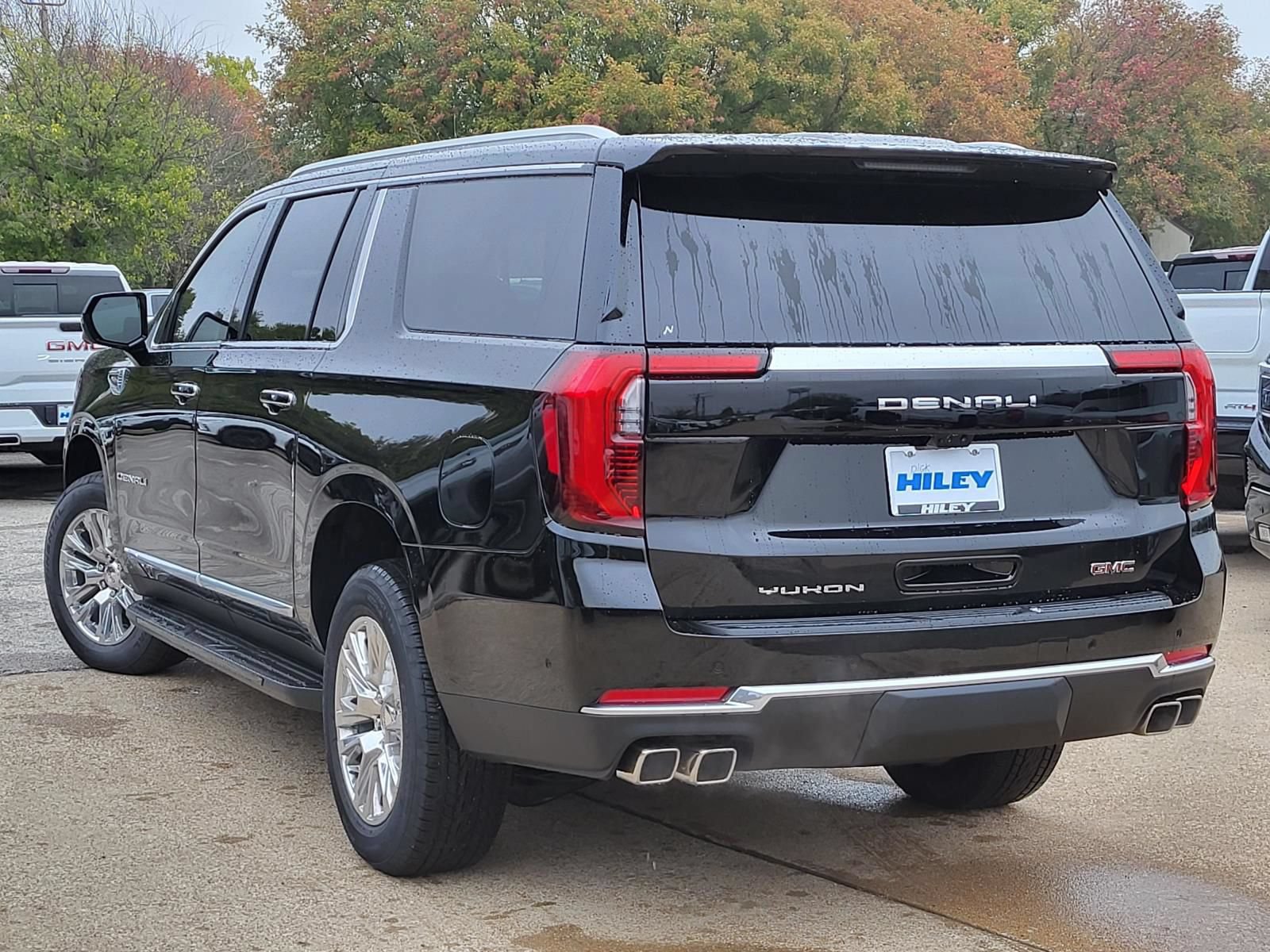 New 2026 GMC Yukon XL Denali w/ Advanced Technology Package AWD/4WD image 3