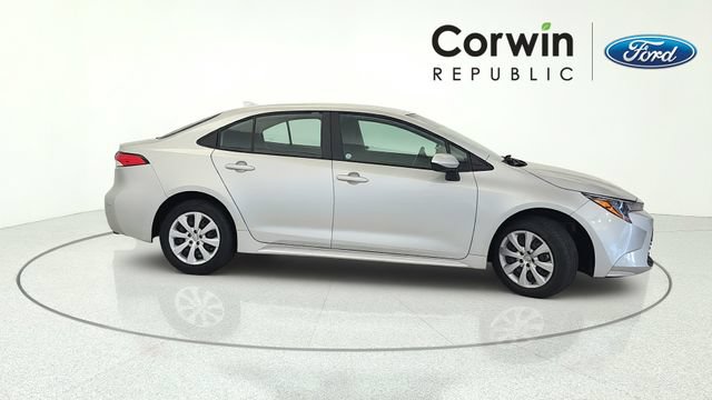 Used 2024 Toyota Corolla LE FWD image 7