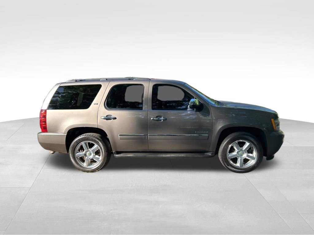 Used 2013 Chevrolet Tahoe LTZ AWD/4WD image 7