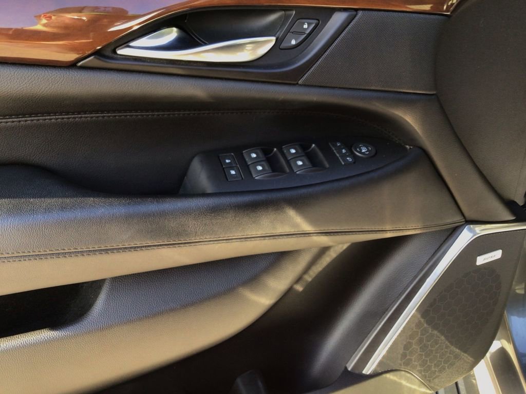Used 2019 Cadillac Escalade Premium Luxury w/ Escalade Sport Edition image 23