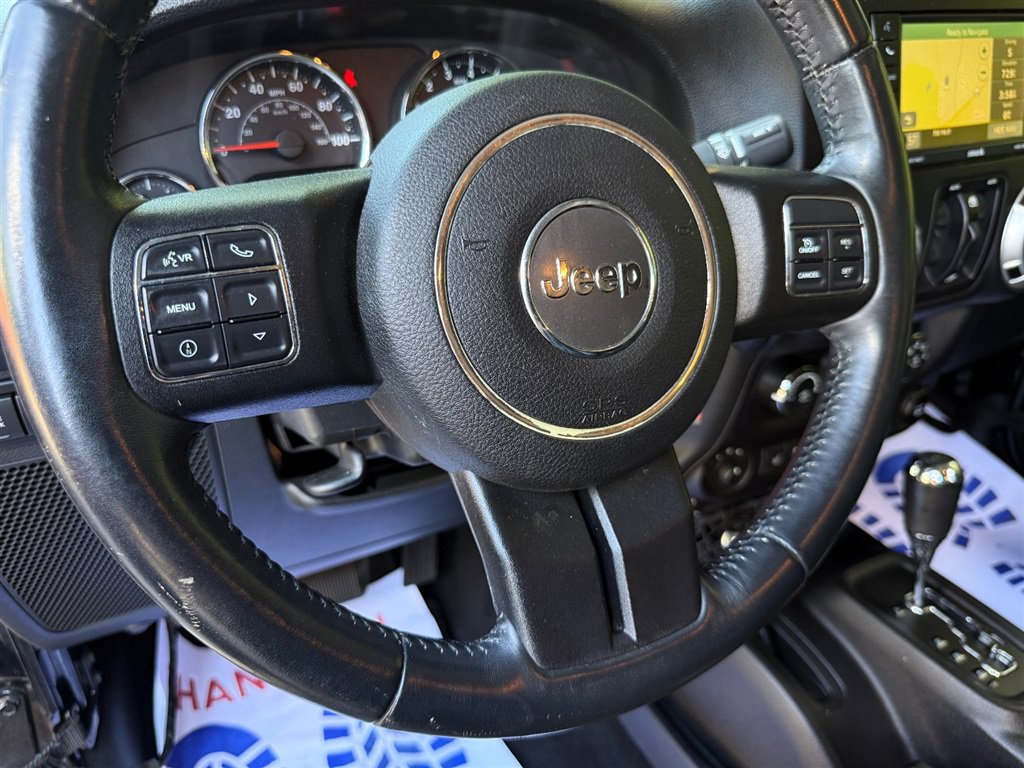 Used 2015 Jeep Wrangler Unlimited Rubicon w/ Dual Top Group AWD/4WD image 41