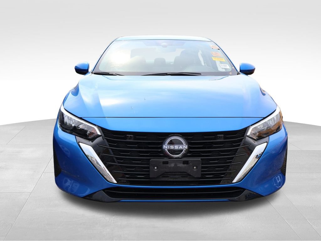 Used 2025 Nissan Sentra SV FWD image 6