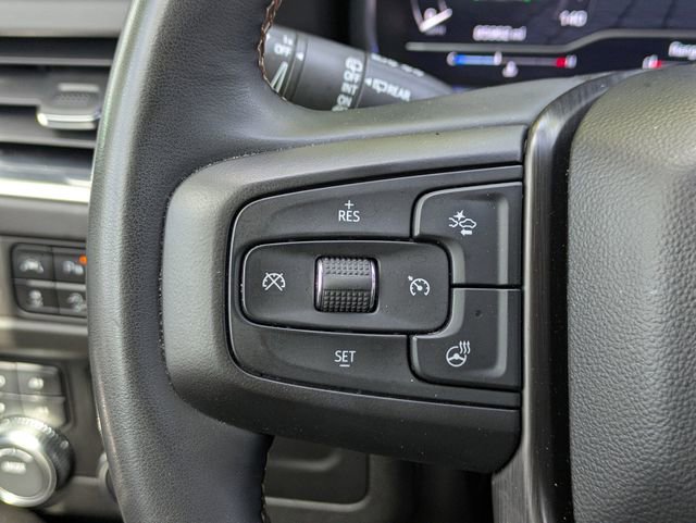 Used 2023 GMC Yukon AT4 image 29