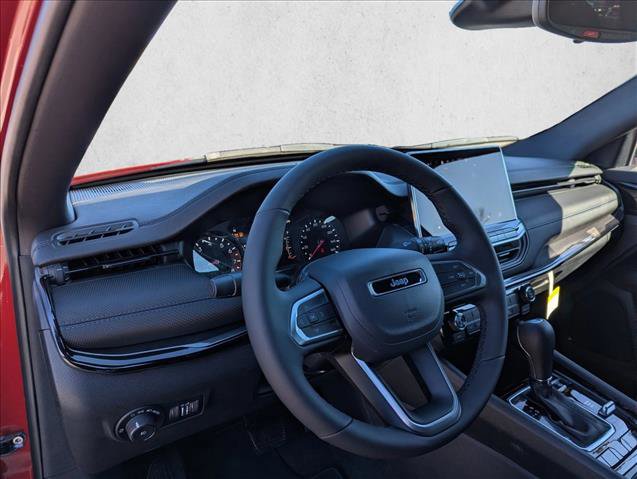 New 2026 Jeep Compass Latitude image 12