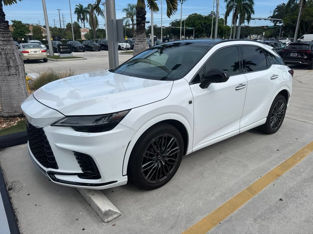 Used 2024 Lexus RX 500h F Sport w/ Convenience Package AWD/4WD image 2