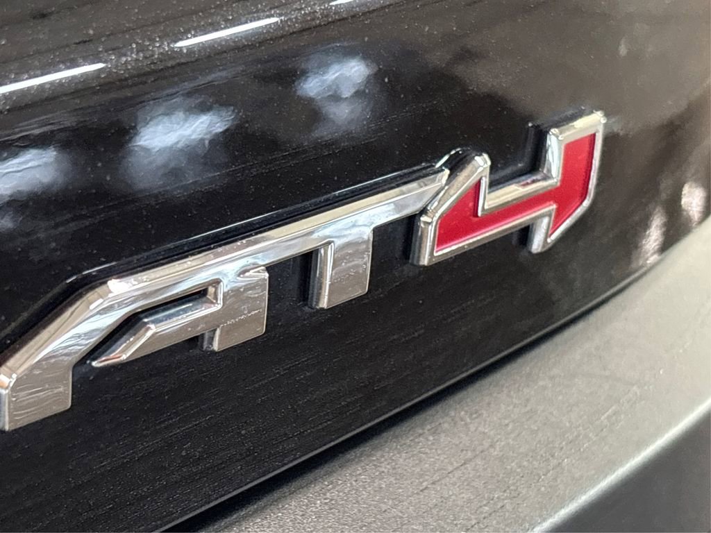 Used 2023 GMC Acadia AT4 image 14