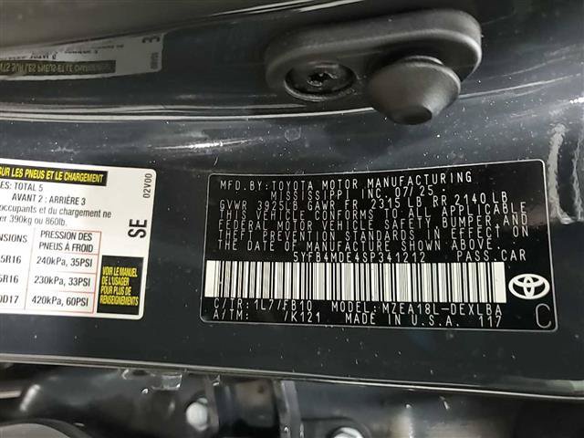 Used 2025 Toyota Corolla LE FWD image 5