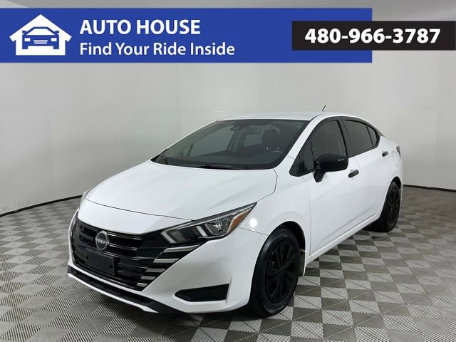Used 2024 Nissan Versa S w/ Trunk Package image 1