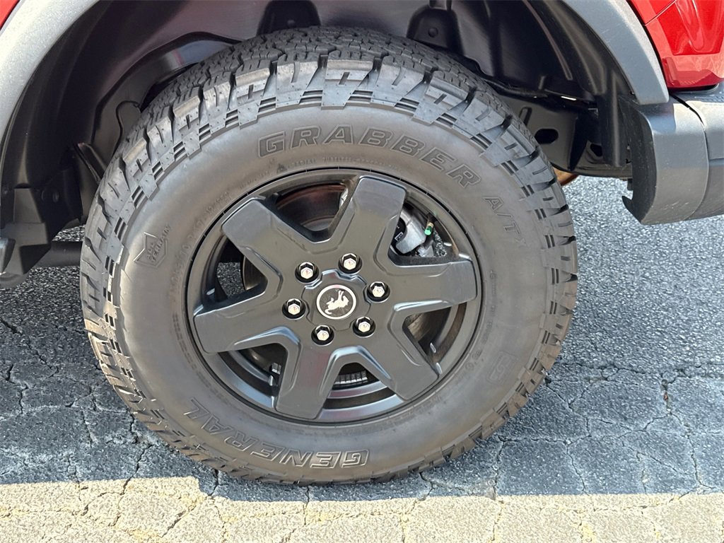 Certified 2024 Ford Bronco Black Diamond image 19