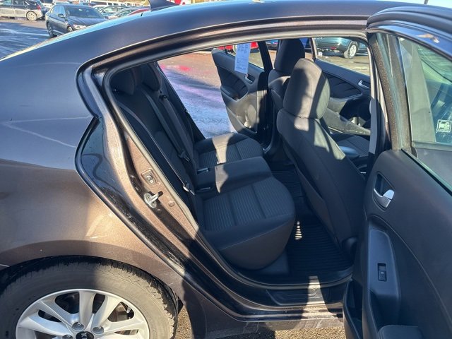 Used 2017 Kia Forte LX w/ LX Popular Package image 11