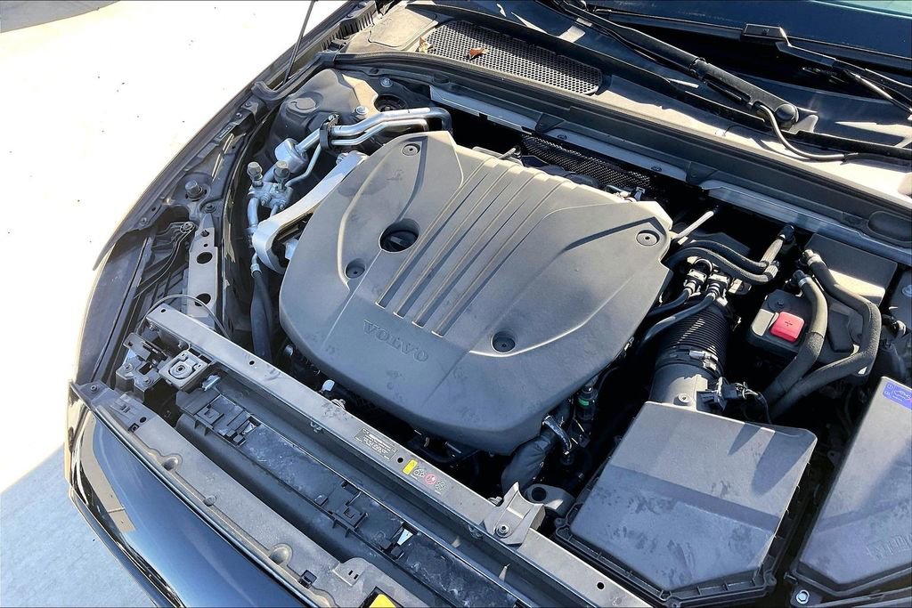 Certified 2024 Volvo S60 B5 Core image 42