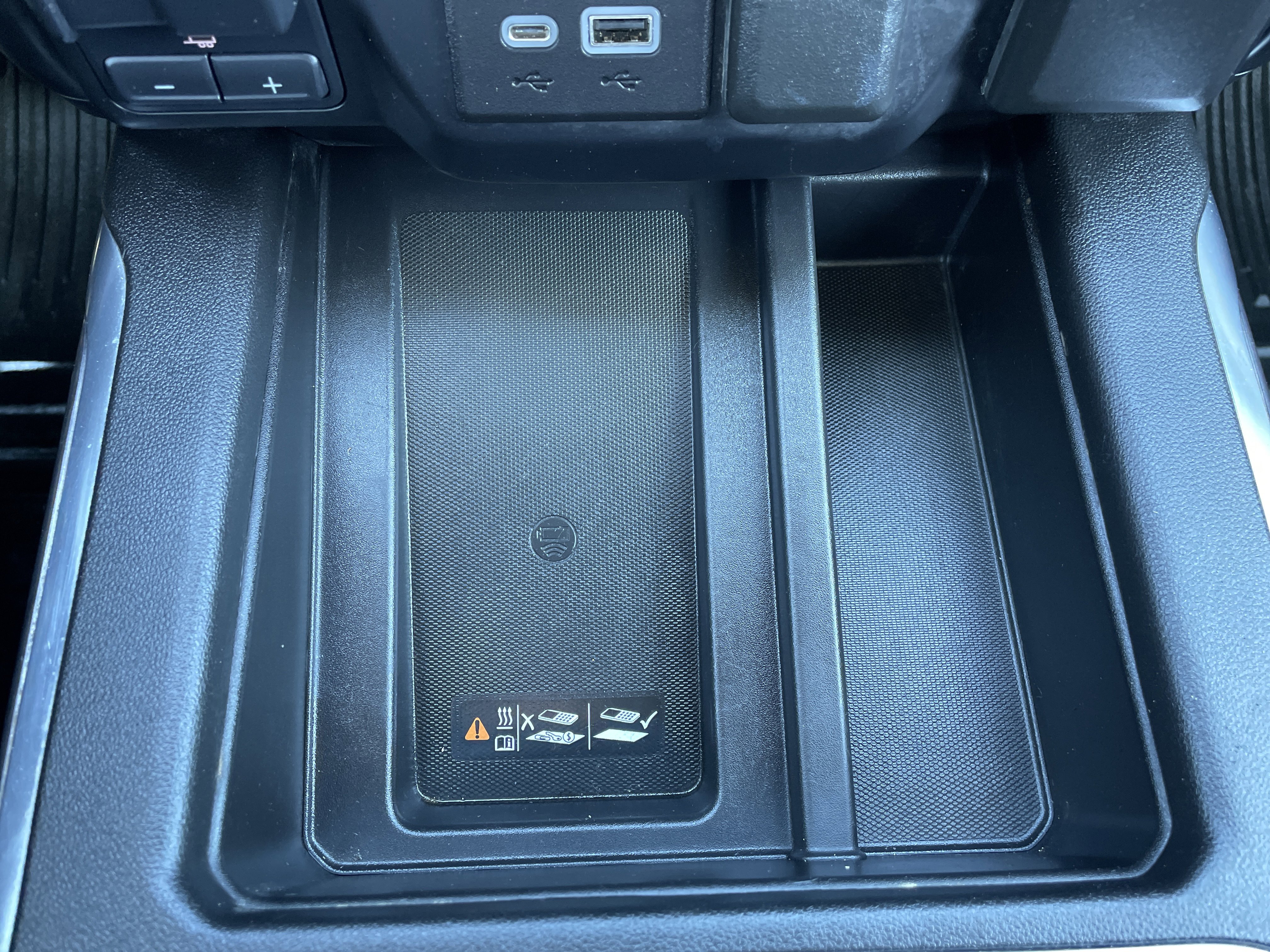 Used 2021 Chevrolet Silverado 3500 LTZ w/ LTZ Premium Package image 41